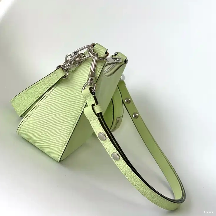 LV Bag 2309YA0095 0609